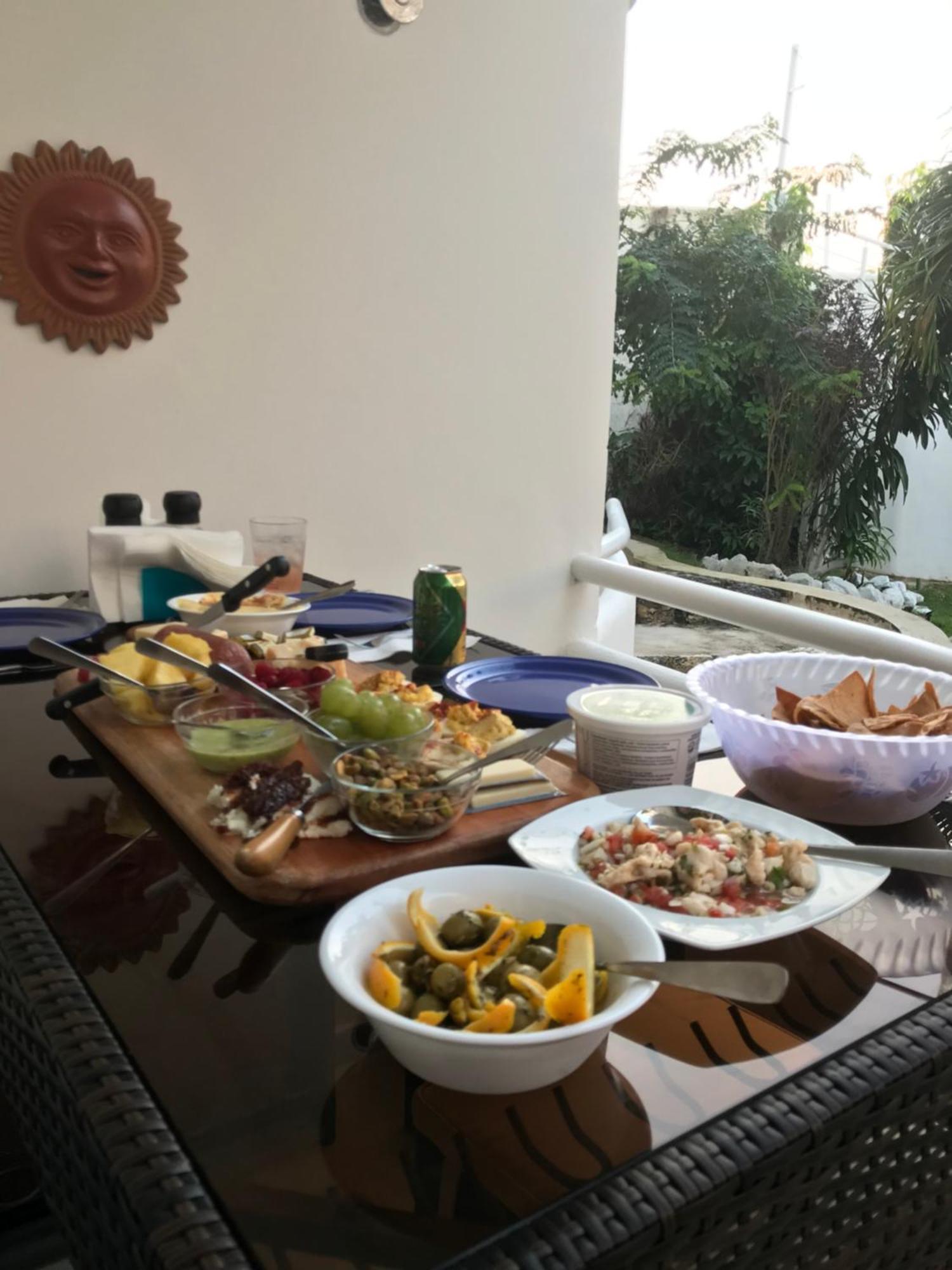 Holiday home Pool, Near Marinas, Reefs, Family Fun, 2br Condo, Main Level *